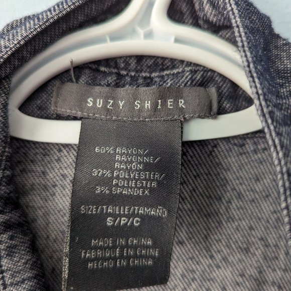 Suzy Shier Small Grey button up collared shirt - Picture 3 of 5